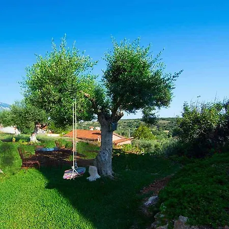 St George's Castle House Nyaraló